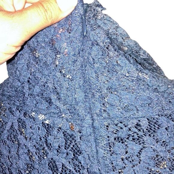 620. Rejina pyo blue sheer lace long sleeve top size (16) see measurements - Picture 7 of 7